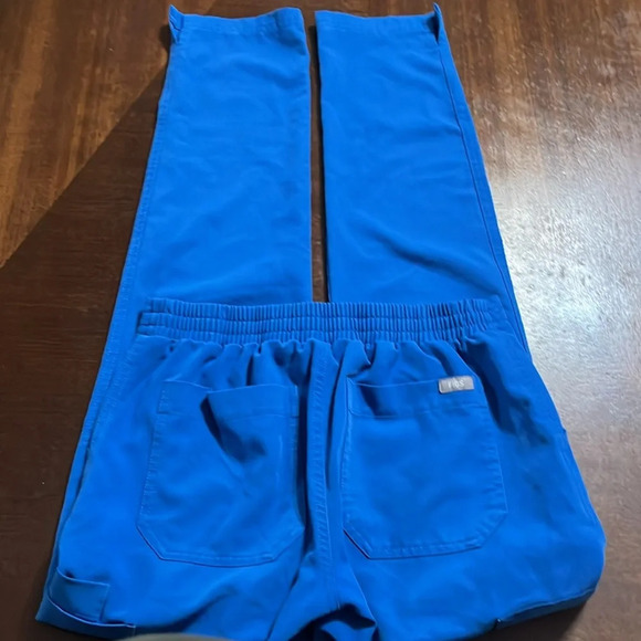 Figs pants - Picture 4 of 6